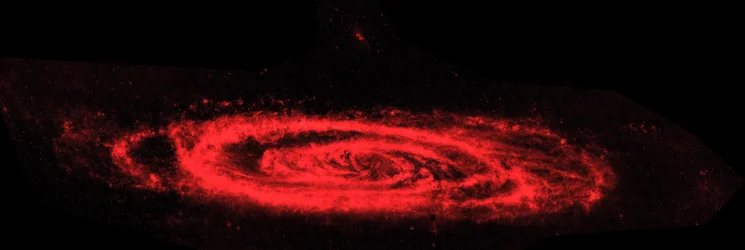 Immagine composita a infrarossi del telescopio spaziale Spitzer che mostra la galassia di Andromeda. L